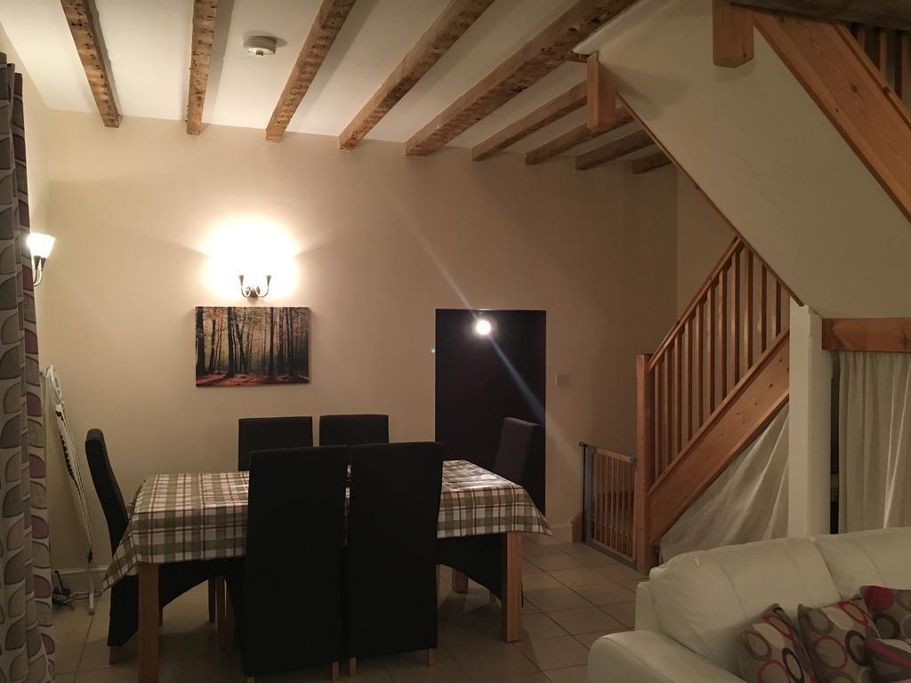 The Stables Villa Hope Bowdler Eksteriør billede